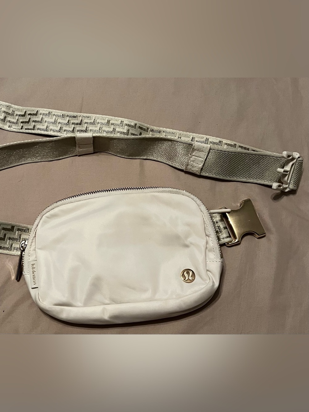 Lululemon Cream/Gold Everywhere Belt Bag